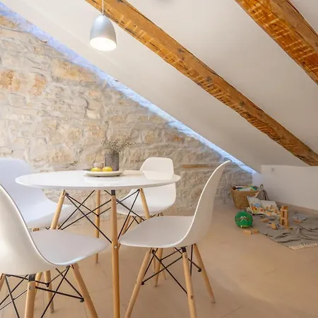 Lägenhet Fran Center