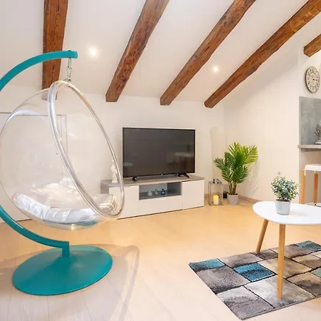 Lägenhet Fran Center