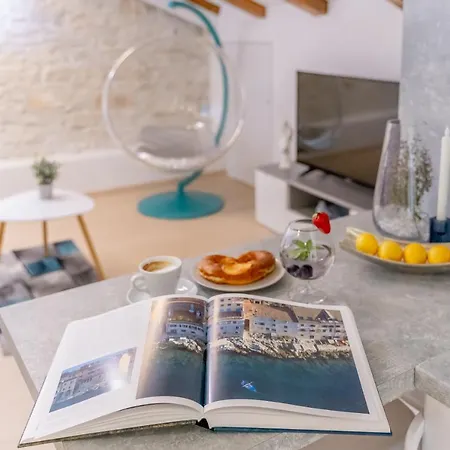 Fran Center Апартаменты Пула