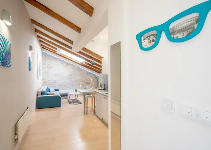 Fran Center Lejlighed